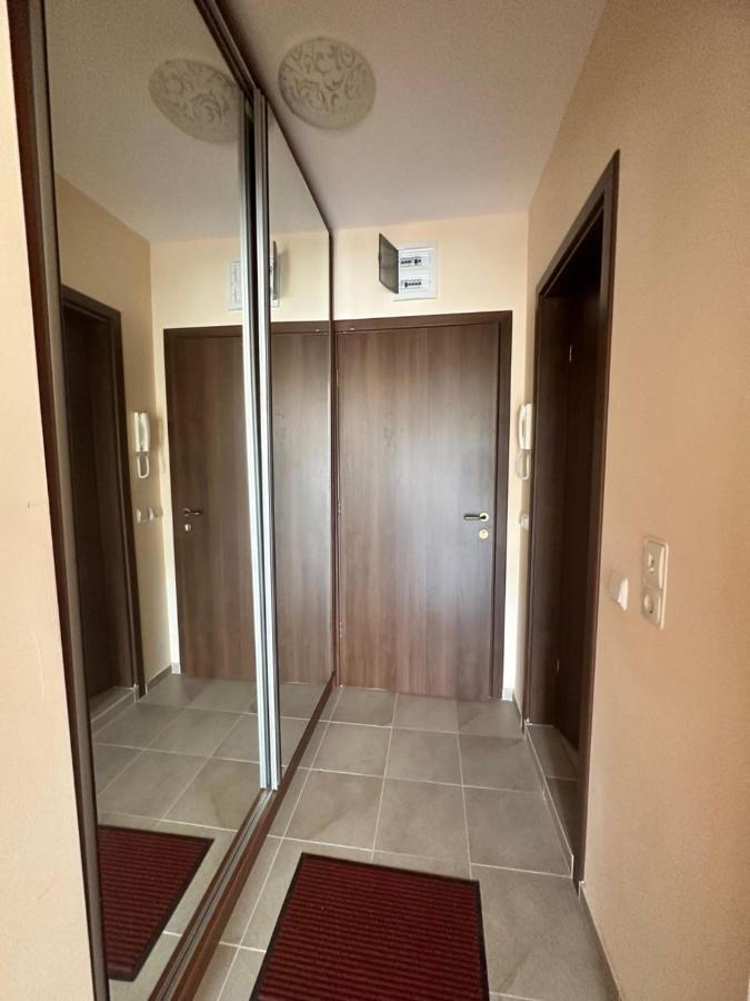 Private Apartments In Oxygen Свети-Влас Экстерьер фото