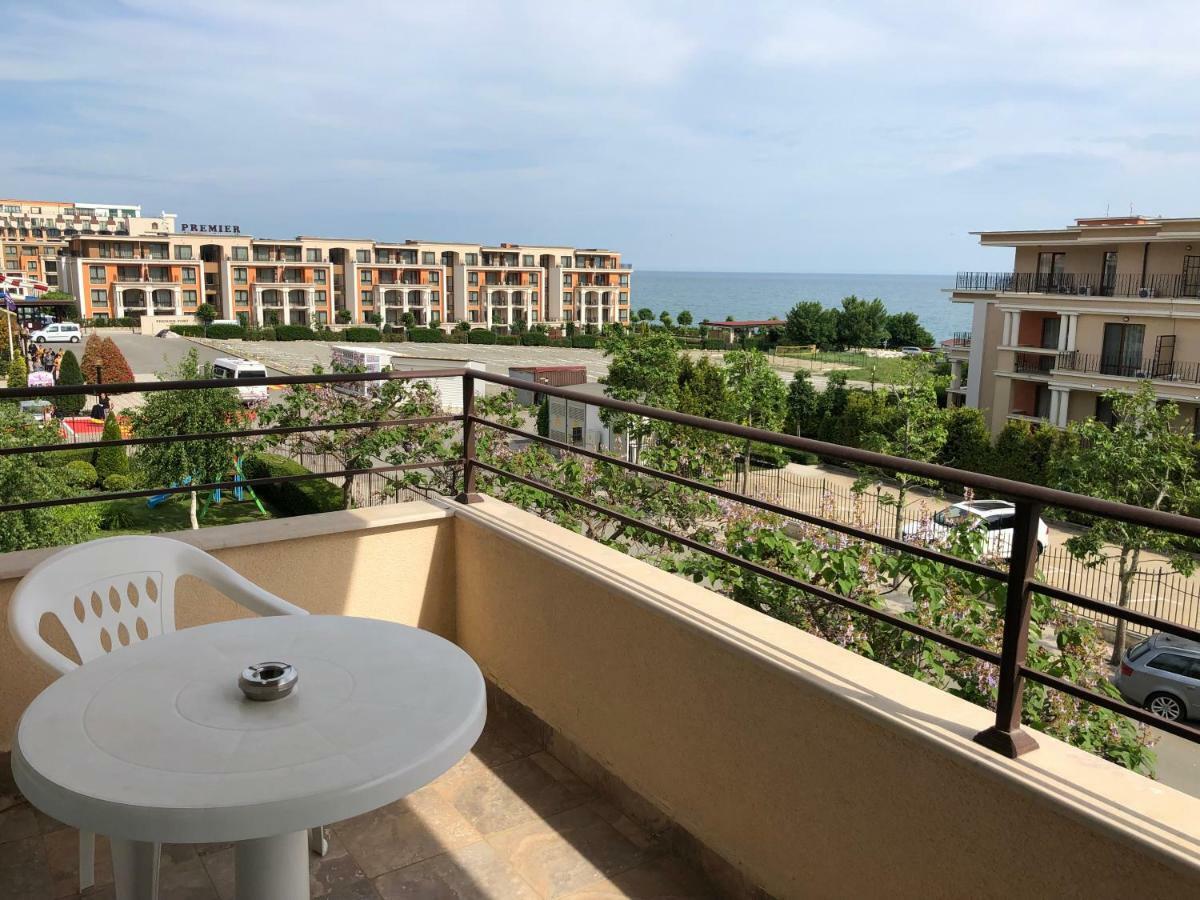 Private Apartments In Oxygen Свети-Влас Экстерьер фото